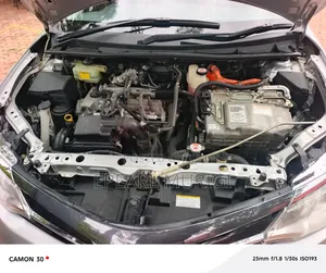 Toyota Axio 2018 Silver