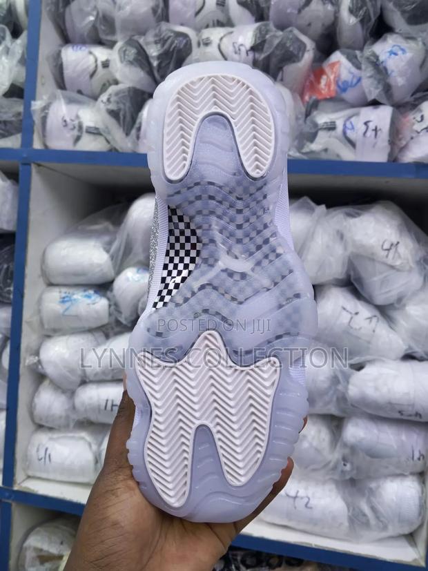 Nike Jordan 11 Snaakers - thumbnail 3