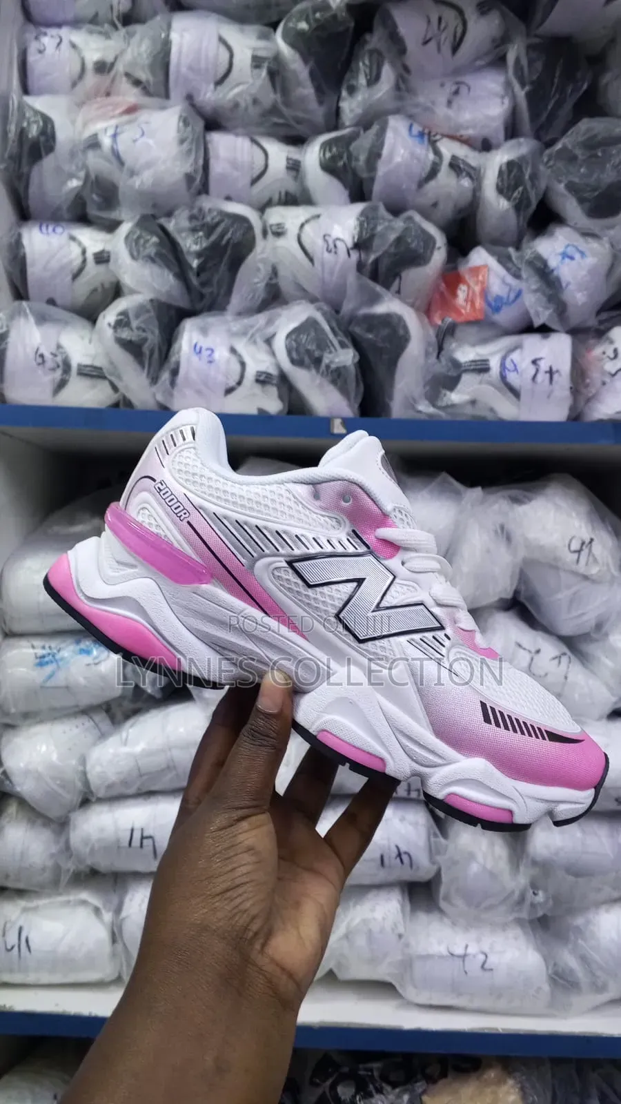 New Balance 2000r Pink