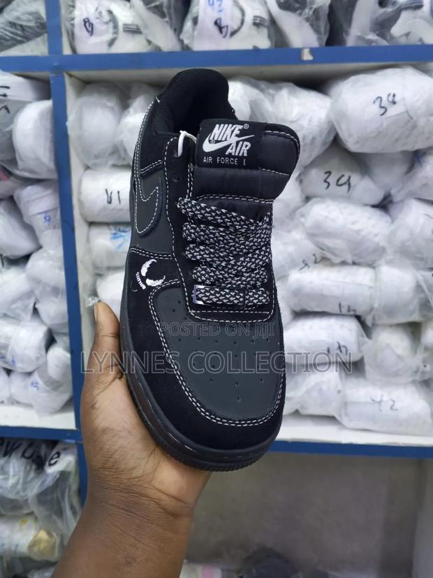 Nike Airforce 1 Custom Venom - thumbnail 2