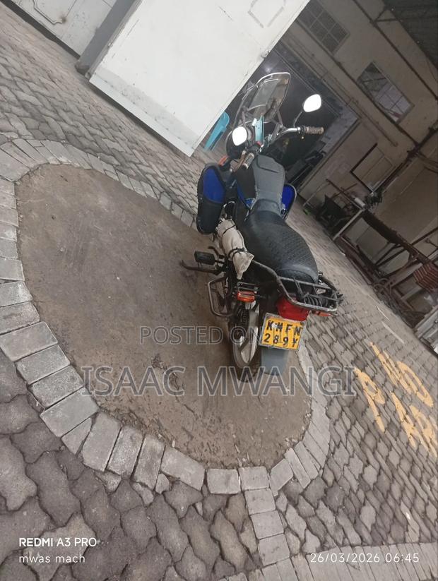 Honda CB 2020 Blue