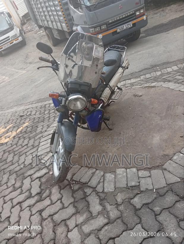 Honda CB 2020 Blue - thumbnail 2