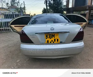 Nissan Bluebird 2008 Silver