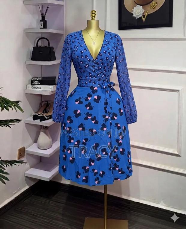 Beautiful Dress - thumbnail 2
