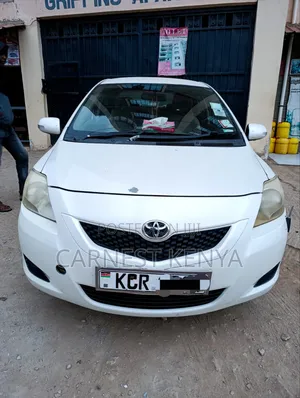 Toyota Belta 2011 White