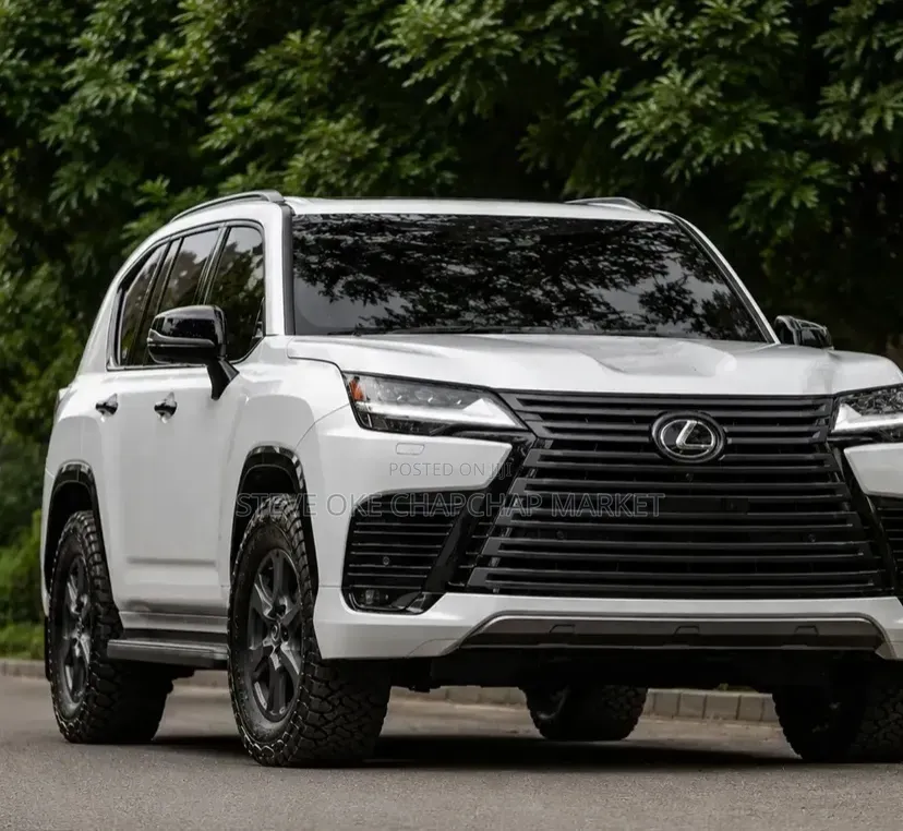 Lexus LX 2022 White