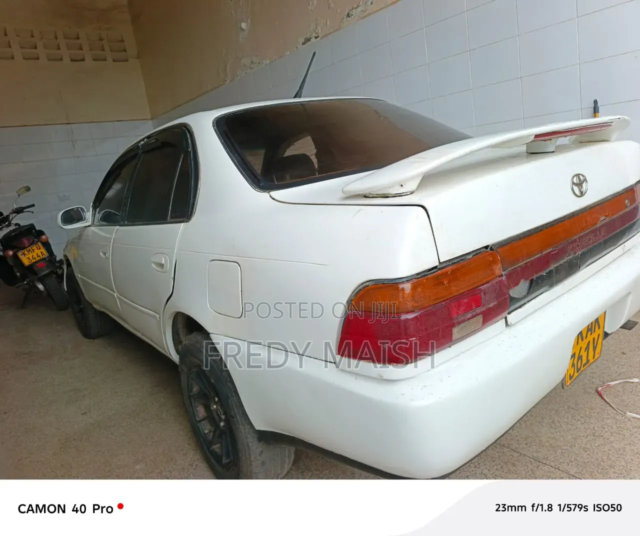Toyota Corolla 1997 White