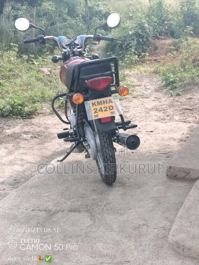 Bajaj Boxer 125 2012