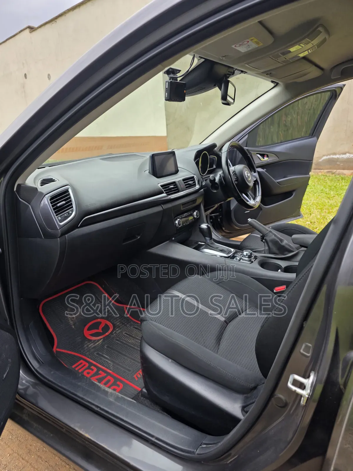 Mazda Axela 2018 Gray