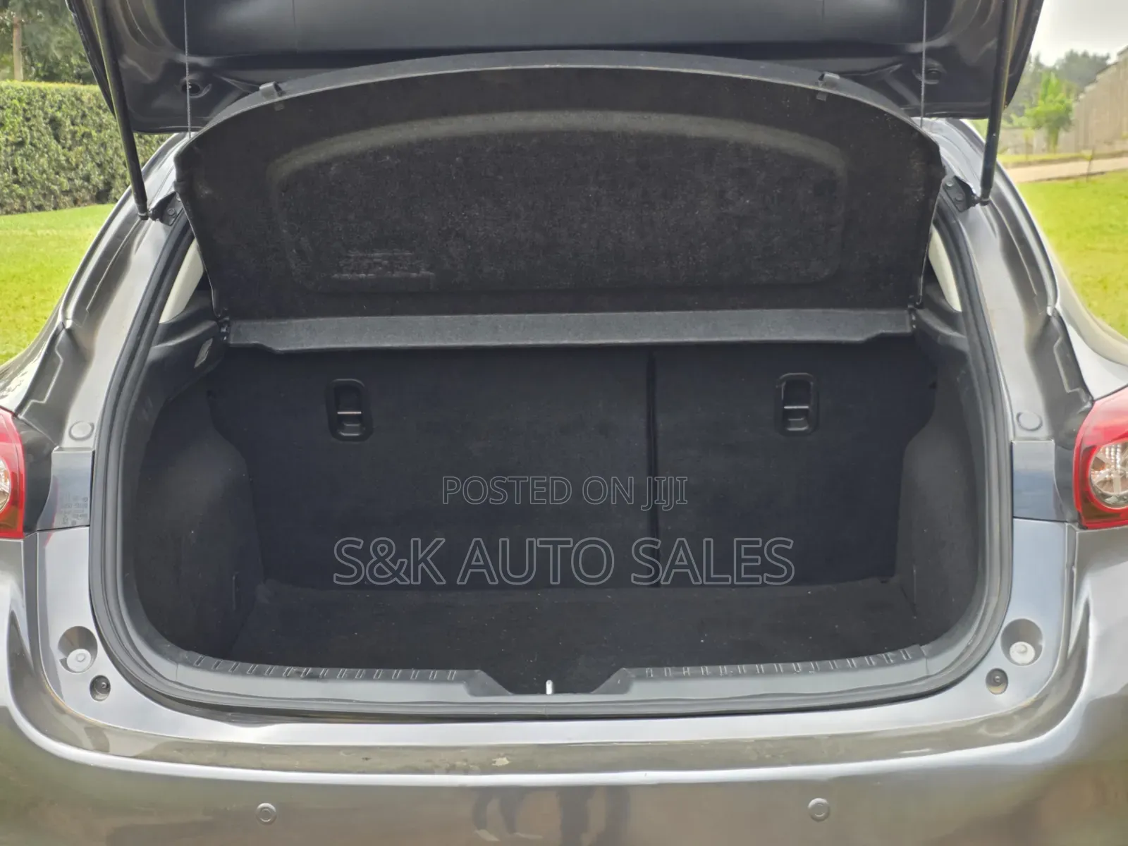 Mazda Axela 2018 Gray