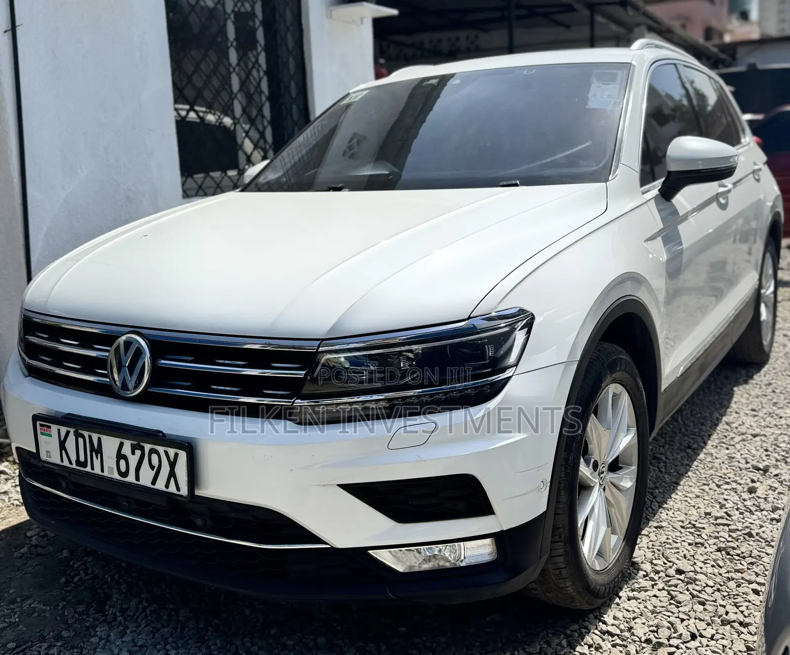 Volkswagen Tiguan 2.0T SEL FWD 2017 White