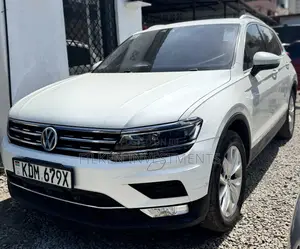 Volkswagen Tiguan 2.0T SEL FWD 2017 White