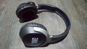 JBL Wireless Over-Ear Headphones