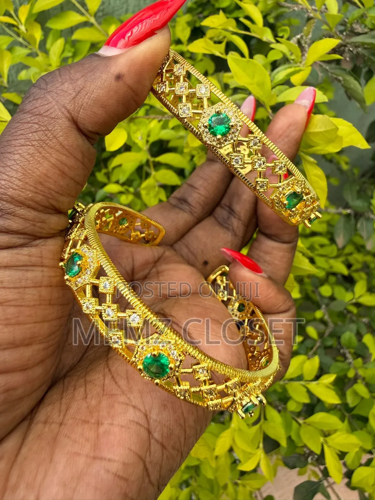 High Quality Hand Bracelets