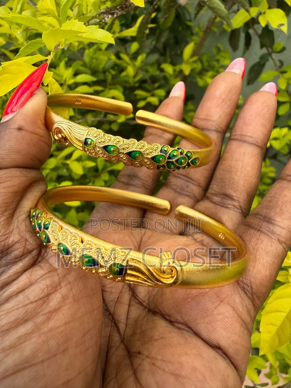 High Quality Hand Bracelets