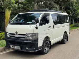 Toyota HiAce 2012 White