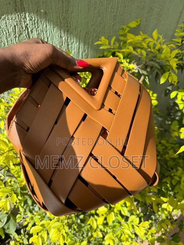 Quilted Drow-String Woven Bucket Style Bag