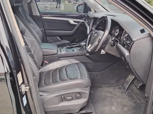 Volkswagen Touareg 2018 Black