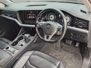 Volkswagen Touareg 2018 Black
