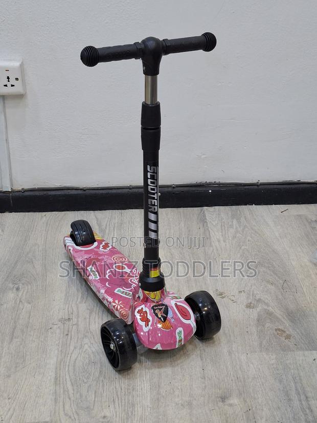 Toy Scooter Gift for Kids - thumbnail 2