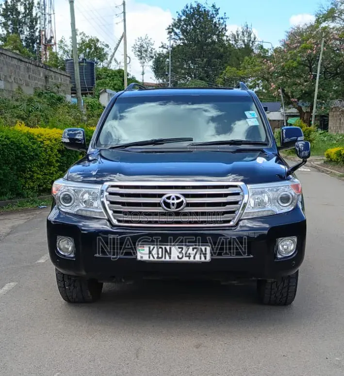 Toyota Land Cruiser 2014 Black