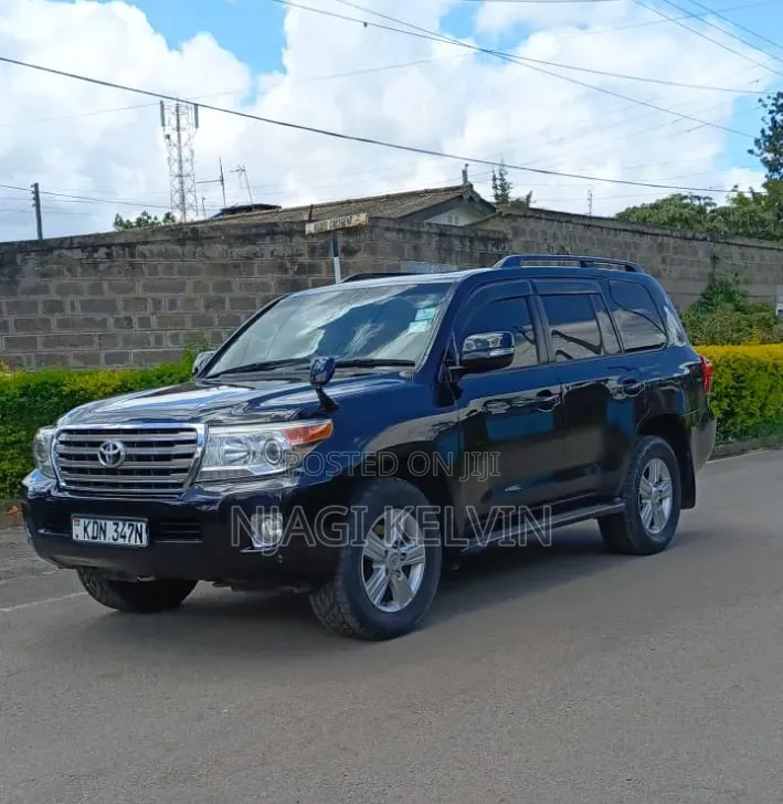 Toyota Land Cruiser 2014 Black