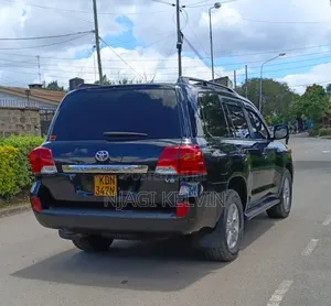 Toyota Land Cruiser 2014 Black