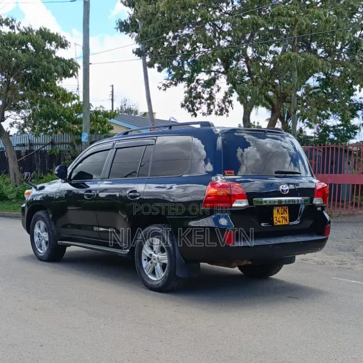 Toyota Land Cruiser 2014 Black