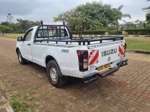 Toyota Hilux 2014 White