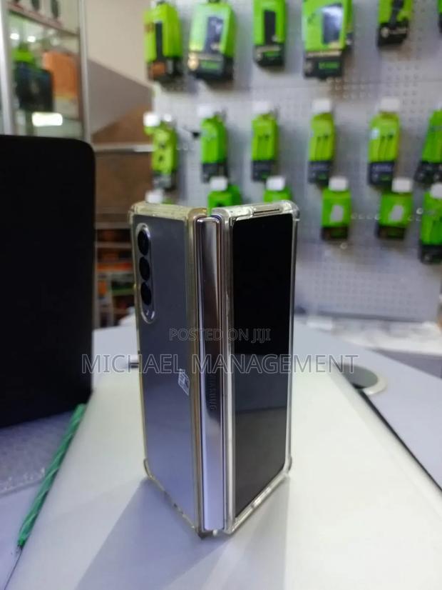 Samsung Galaxy Z Fold 3 512 GB Gold