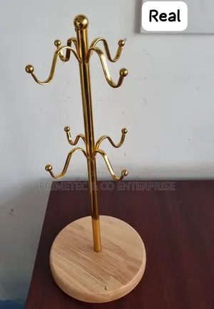 8 Slot Golden Cup Stand on a Bamboo Base