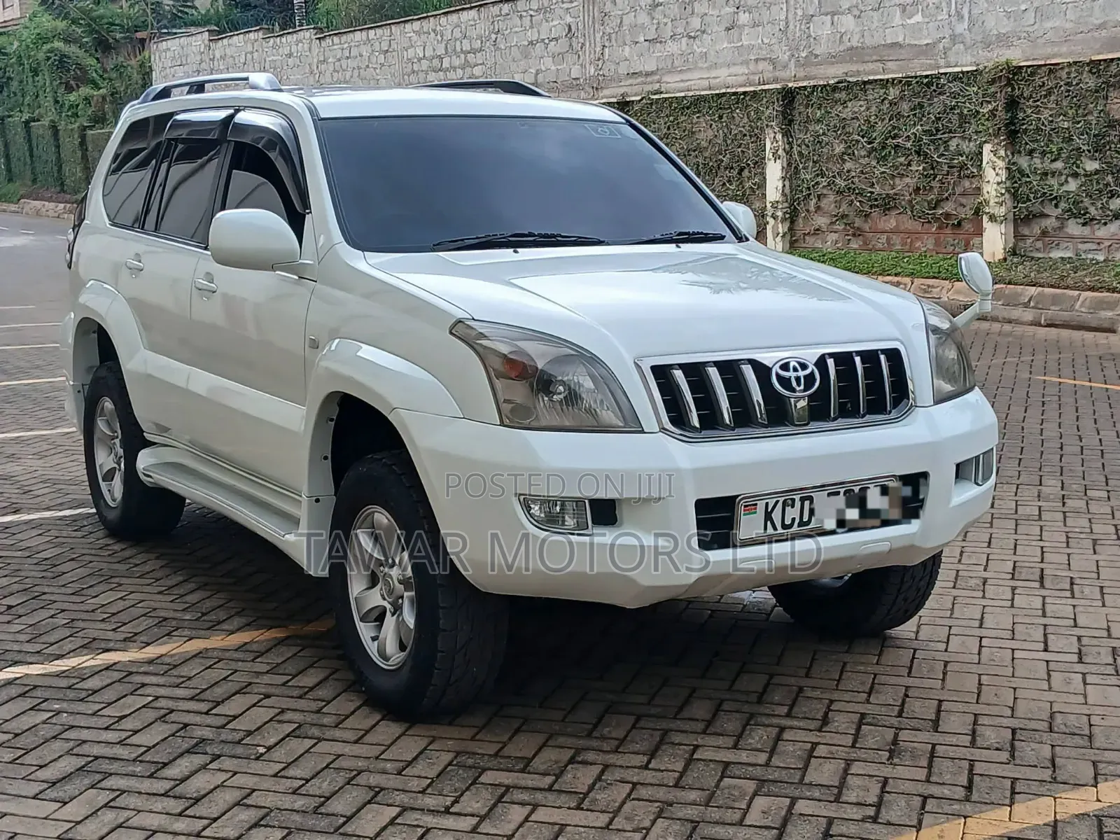 Toyota Land Cruiser Prado 2008 White