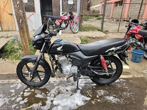 Honda CB 2026 Black