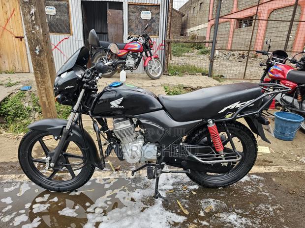 Honda CB 2026 Black - thumbnail 8