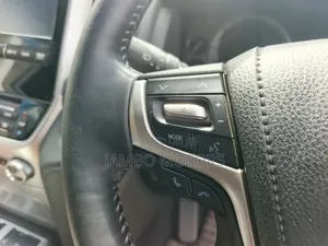 Toyota Land Cruiser 2021