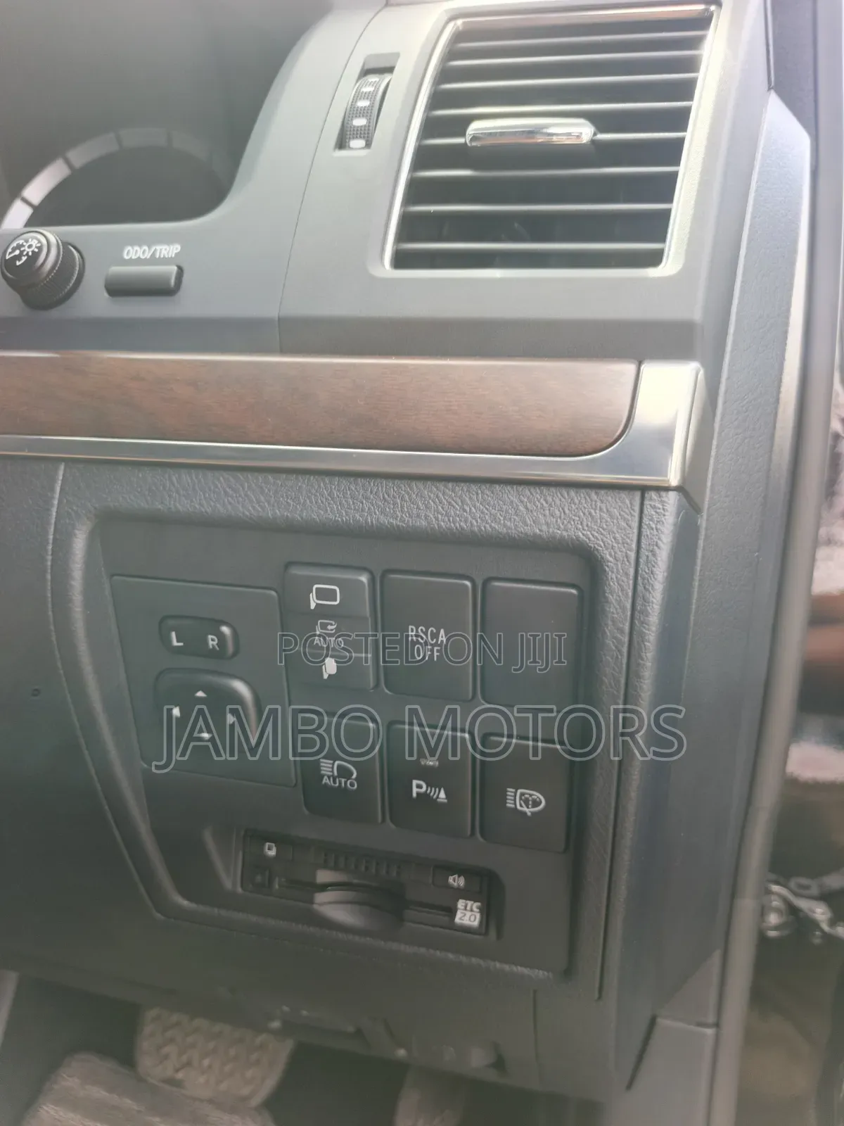 Toyota Land Cruiser 2021