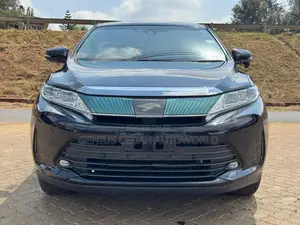 Toyota Harrier 2019