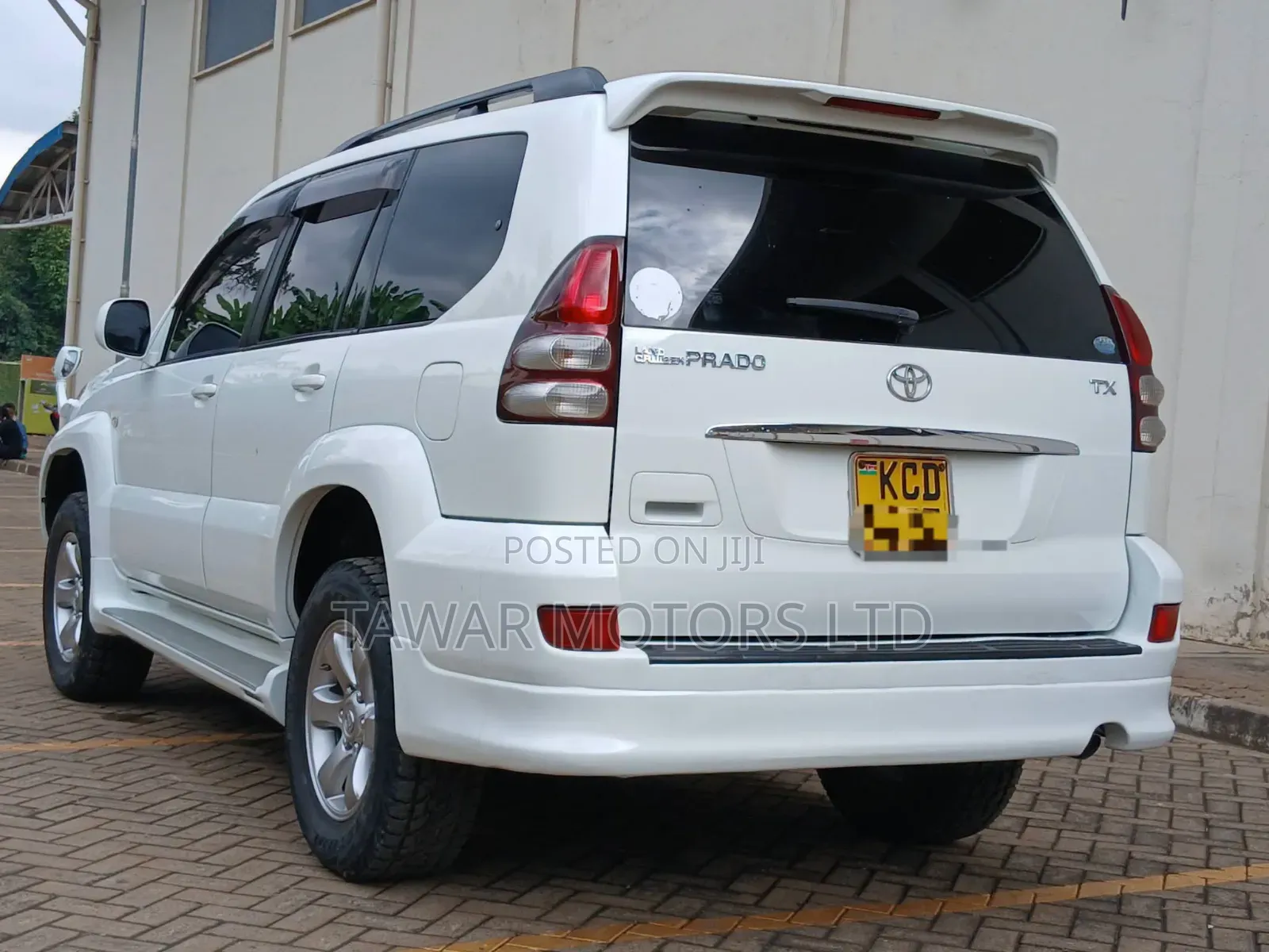 Toyota Land Cruiser Prado 2008 White