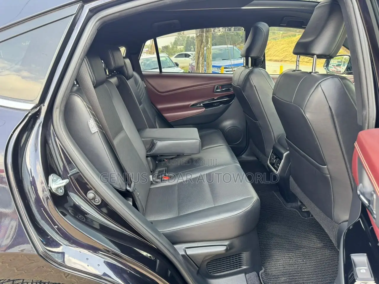 Toyota Harrier 2019