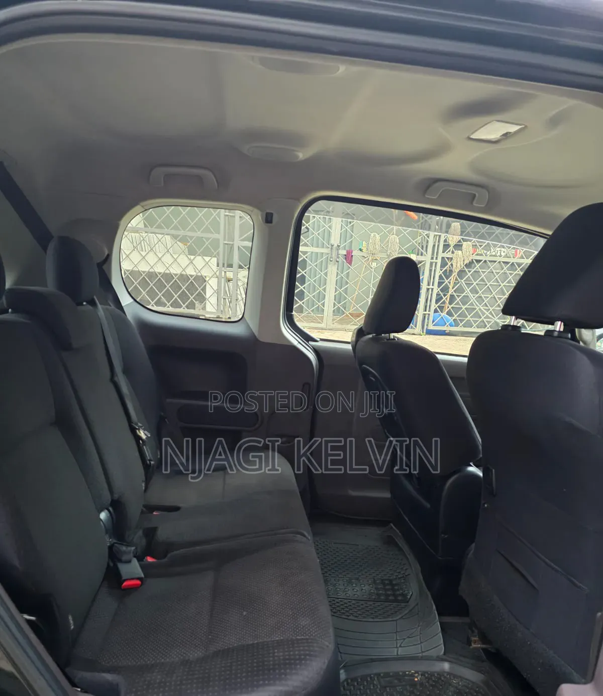 Toyota Spade 2016 Black