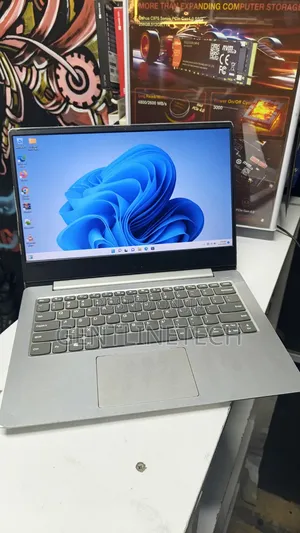Laptop Lenovo IdeaPad 330 8GB Intel Core i5 SSD 128GB