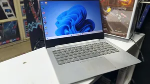 Laptop Lenovo IdeaPad 330 8GB Intel Core i5 SSD 128GB