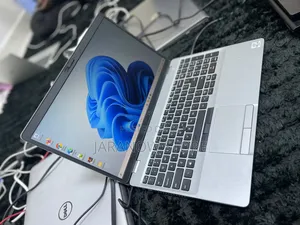 Laptop Dell Latitude 5510 16GB Intel Core i7 SSD 256GB