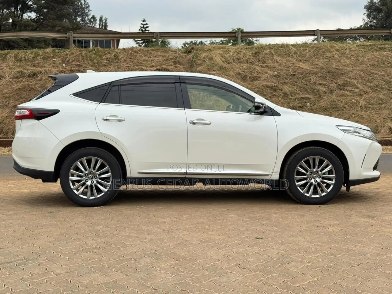 Toyota Harrier 2019 White