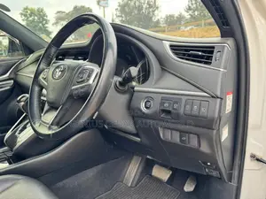 Toyota Harrier 2019 White