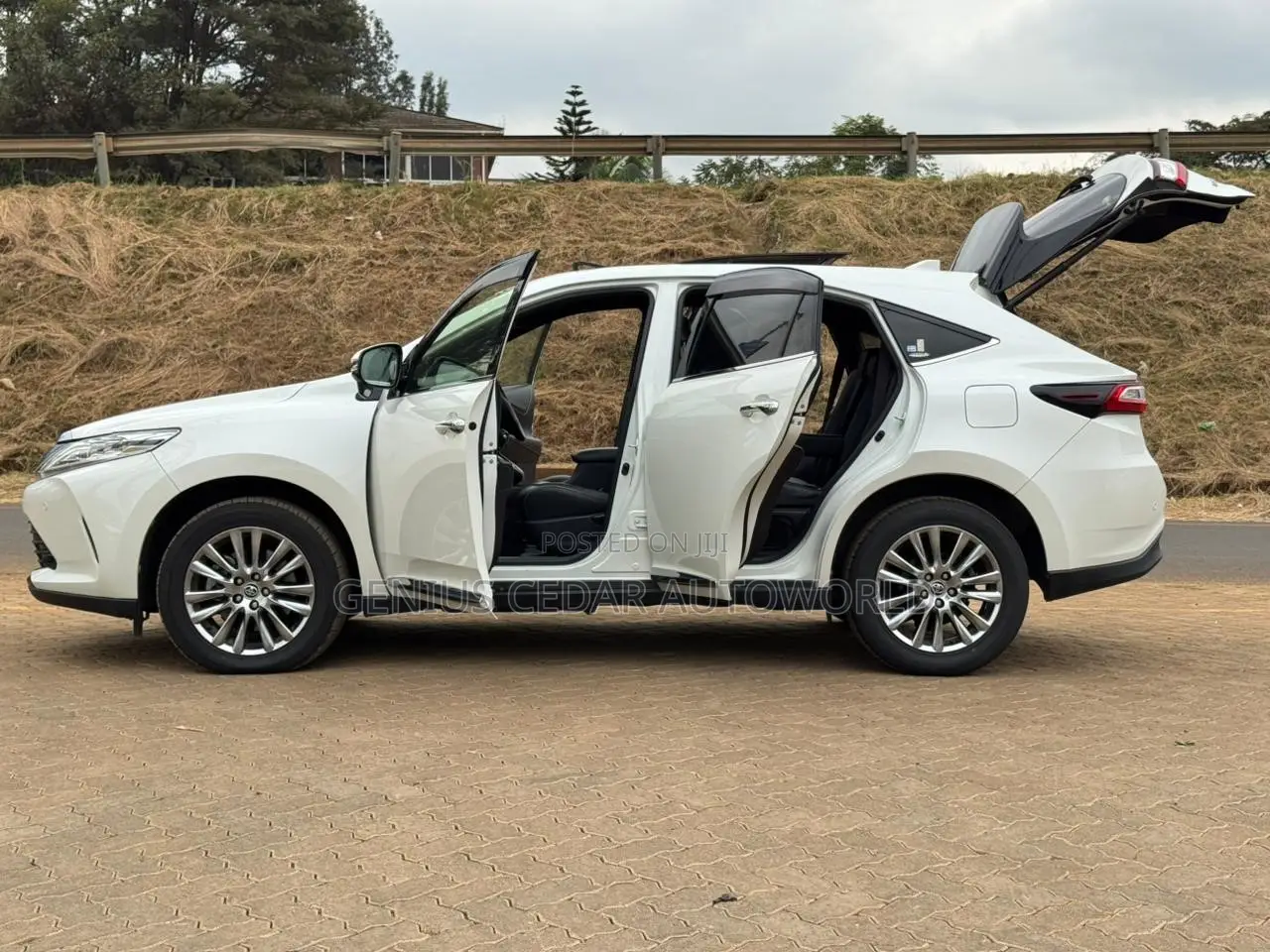 Toyota Harrier 2019 White