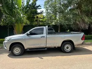 Toyota Hilux Revo Single Cab Deisel 2.8 AWD 2018 Gray