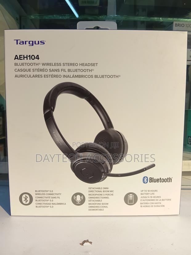 This Is a Targus Aeh104 Wireless Bluetooth Stereo Headset. - main view