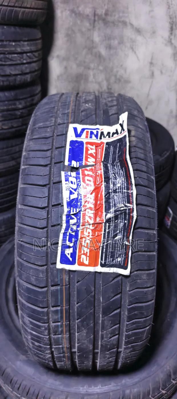 235/50r18 Vinmax