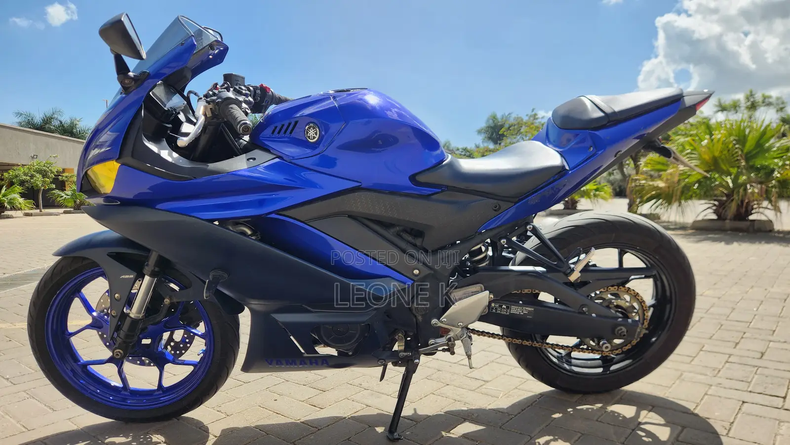 Yamaha R3 2022 Blue
